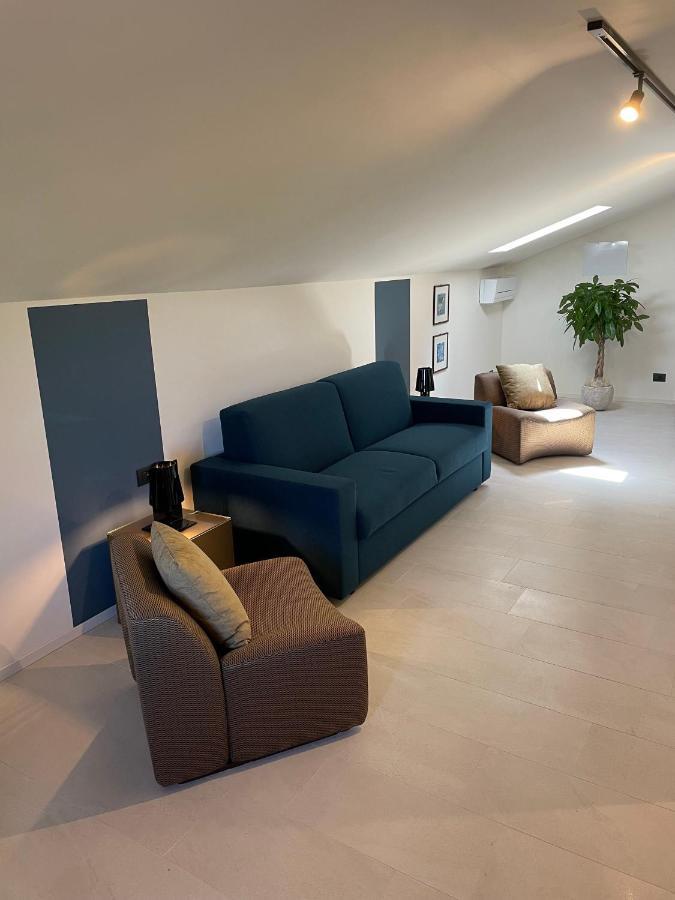 Casa Ceruti Bed and Breakfast Villa Guardia Εξωτερικό φωτογραφία