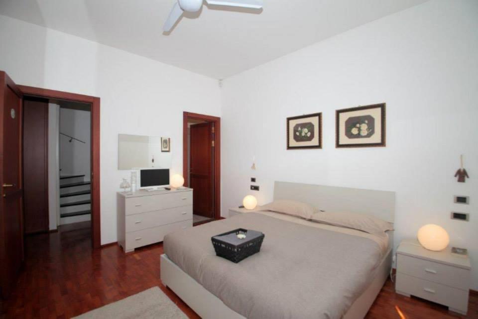 Casa Ceruti Bed and Breakfast Villa Guardia Εξωτερικό φωτογραφία