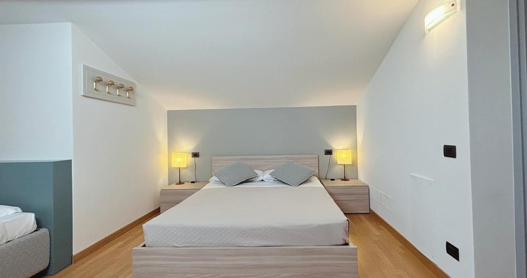 Casa Ceruti Bed and Breakfast Villa Guardia Εξωτερικό φωτογραφία