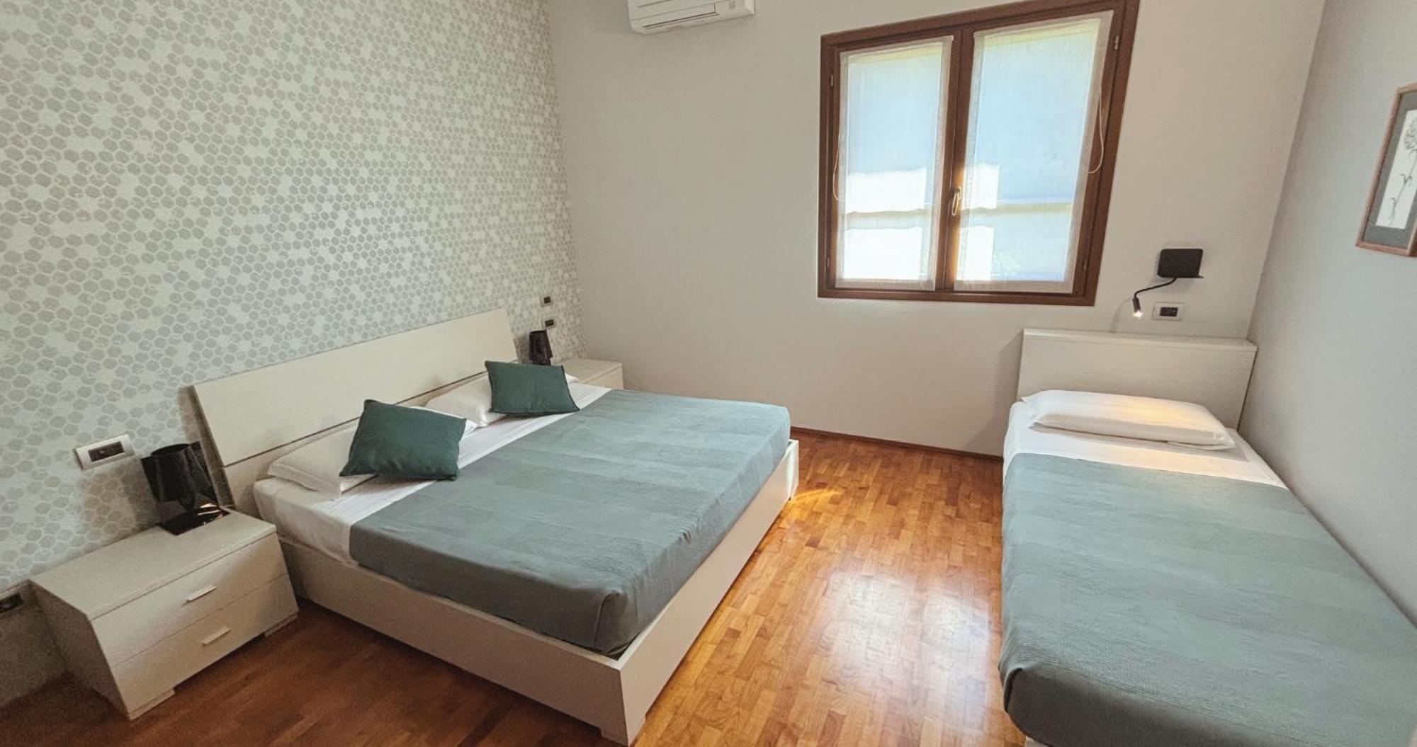 Casa Ceruti Bed and Breakfast Villa Guardia Εξωτερικό φωτογραφία